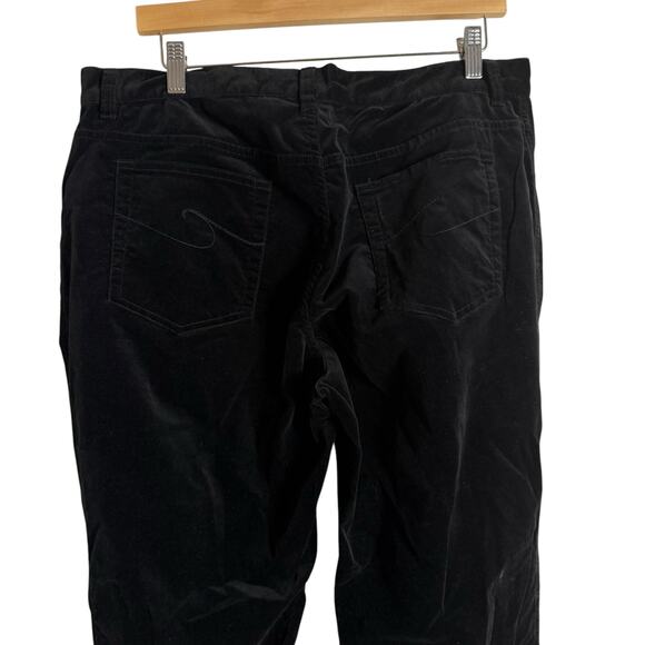 Chico’s Black Velvet Velour Boot Cut Mid Rise Pants Size 14 - Picture 5 of 7